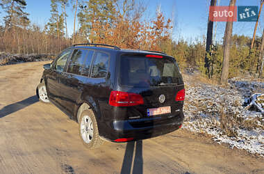 Минивэн Volkswagen Touran 2013 в Сарнах