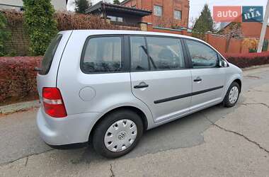 Минивэн Volkswagen Touran 2004 в 