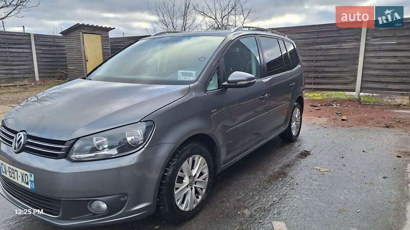 Минивэн Volkswagen Touran 2013 в Киеве