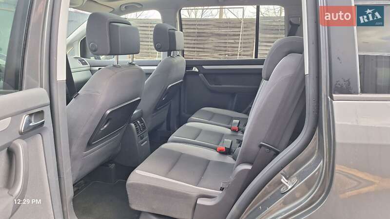 Минивэн Volkswagen Touran 2013 в Киеве