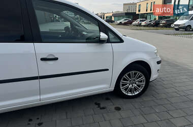 Мінівен Volkswagen Touran 2010 в Хмельницькому