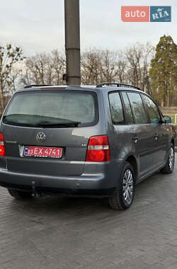 Минивэн Volkswagen Touran 2003 в Луцке