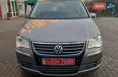 Минивэн Volkswagen Touran 2007 в Хмельницком