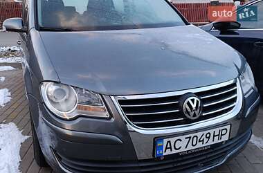 Мінівен Volkswagen Touran 2007 в Тарасове