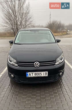 Мінівен Volkswagen Touran 2014 в Верхньодніпровську