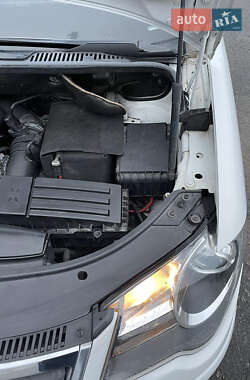 Минивэн Volkswagen Touran 2010 в 