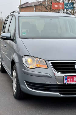 Минивэн Volkswagen Touran 2009 в Виннице