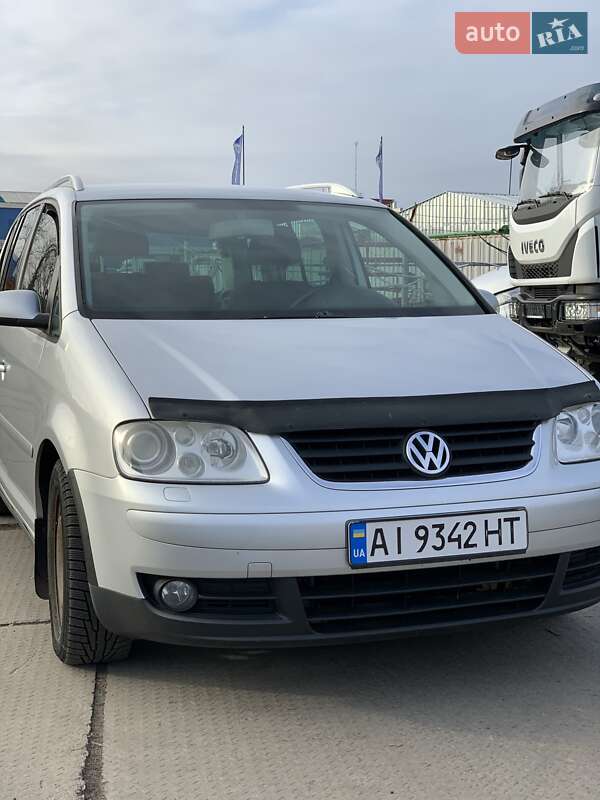 Мінівен Volkswagen Touran 2006 в Борисполі