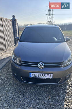 Минивэн Volkswagen Touran 2011 в Черновцах