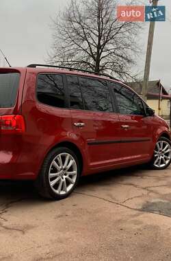 Мінівен Volkswagen Touran 2013 в Лубнах