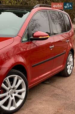 Мінівен Volkswagen Touran 2013 в Лубнах