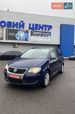 Минивэн Volkswagen Touran 2008 в Ковеле