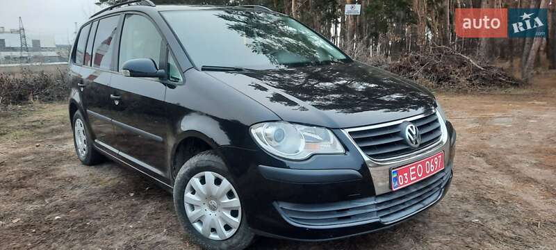 Мінівен Volkswagen Touran 2008 в Харкові