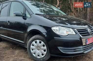 Мінівен Volkswagen Touran 2008 в Харкові