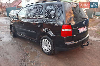 Мінівен Volkswagen Touran 2004 в Полтаві