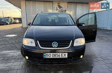 Минивэн Volkswagen Touran 2004 в Бучаче