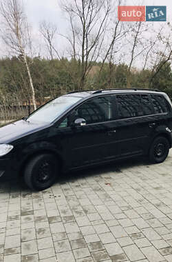 Мінівен Volkswagen Touran 2008 в Новояворівську