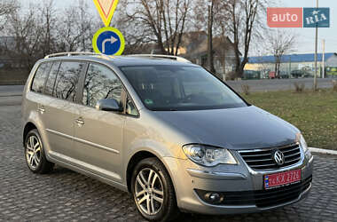 Мінівен Volkswagen Touran 2008 в Старокостянтинові