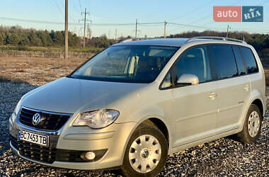 Мінівен Volkswagen Touran 2008 в Новояворівську