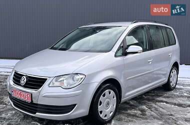 Мінівен Volkswagen Touran 2009 в Івано-Франківську