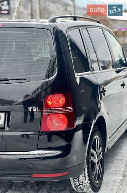 Минивэн Volkswagen Touran 2007 в Межгорье