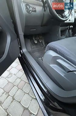 Минивэн Volkswagen Touran 2009 в 
