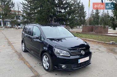 Минивэн Volkswagen Touran 2011 в Новоархангельске