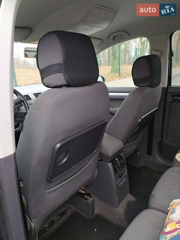 Минивэн Volkswagen Touran 2005 в Чернигове