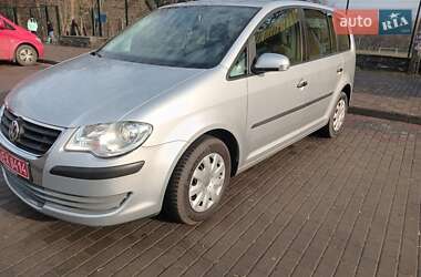 Мінівен Volkswagen Touran 2009 в Кам'янці