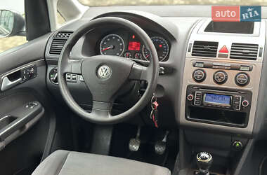 Мінівен Volkswagen Touran 2008 в Самборі