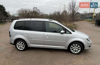 Мінівен Volkswagen Touran 2010 в Коростені