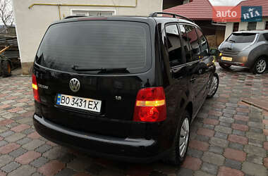 Минивэн Volkswagen Touran 2004 в Теребовле