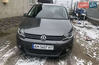 Мінівен Volkswagen Touran 2011 в Звягелі