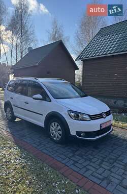 Минивэн Volkswagen Touran 2011 в Луцке