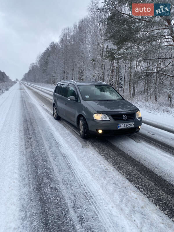 Volkswagen Touran 2005 Volkswagen Touran 2005