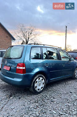 Минивэн Volkswagen Touran 2004 в Львове