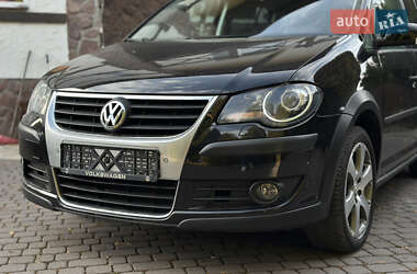 Минивэн Volkswagen Touran 2008 в Городке