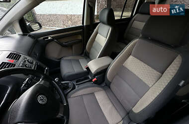 Минивэн Volkswagen Touran 2008 в Городке