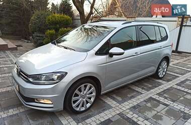 Микровэн Volkswagen Touran 2017 в Самборе