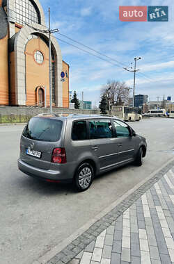 Мінівен Volkswagen Touran 2007 в Києві