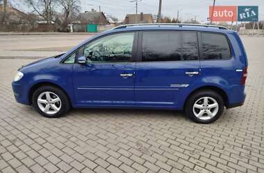 Мінівен Volkswagen Touran 2009 в Житомирі