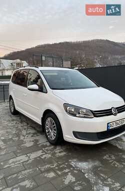 Мінівен Volkswagen Touran 2012 в Делятині