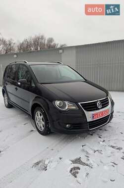 Мінівен Volkswagen Touran 2008 в Києві