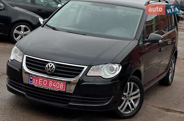 Мінівен Volkswagen Touran 2009 в Чернігові