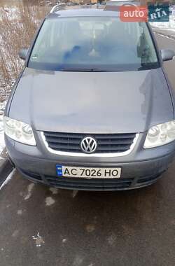 Минивэн Volkswagen Touran 2004 в Ровно