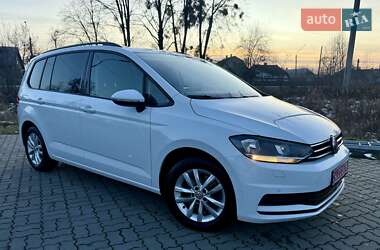 Микровэн Volkswagen Touran 2017 в Стрые