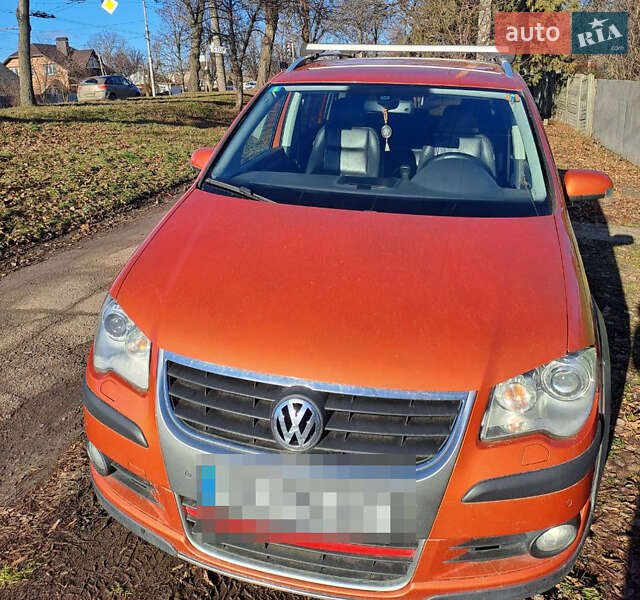 Мінівен Volkswagen Touran 2008 в Чернігові