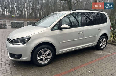 Минивэн Volkswagen Touran 2012 в 