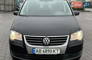 Мінівен Volkswagen Touran 2008 в Вінниці