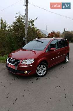 Мінівен Volkswagen Touran 2007 в Луцьку